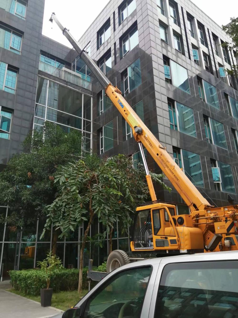 廣州吊車出租-附近吊車租賃-廣州精點吊裝設備租賃值得信賴！